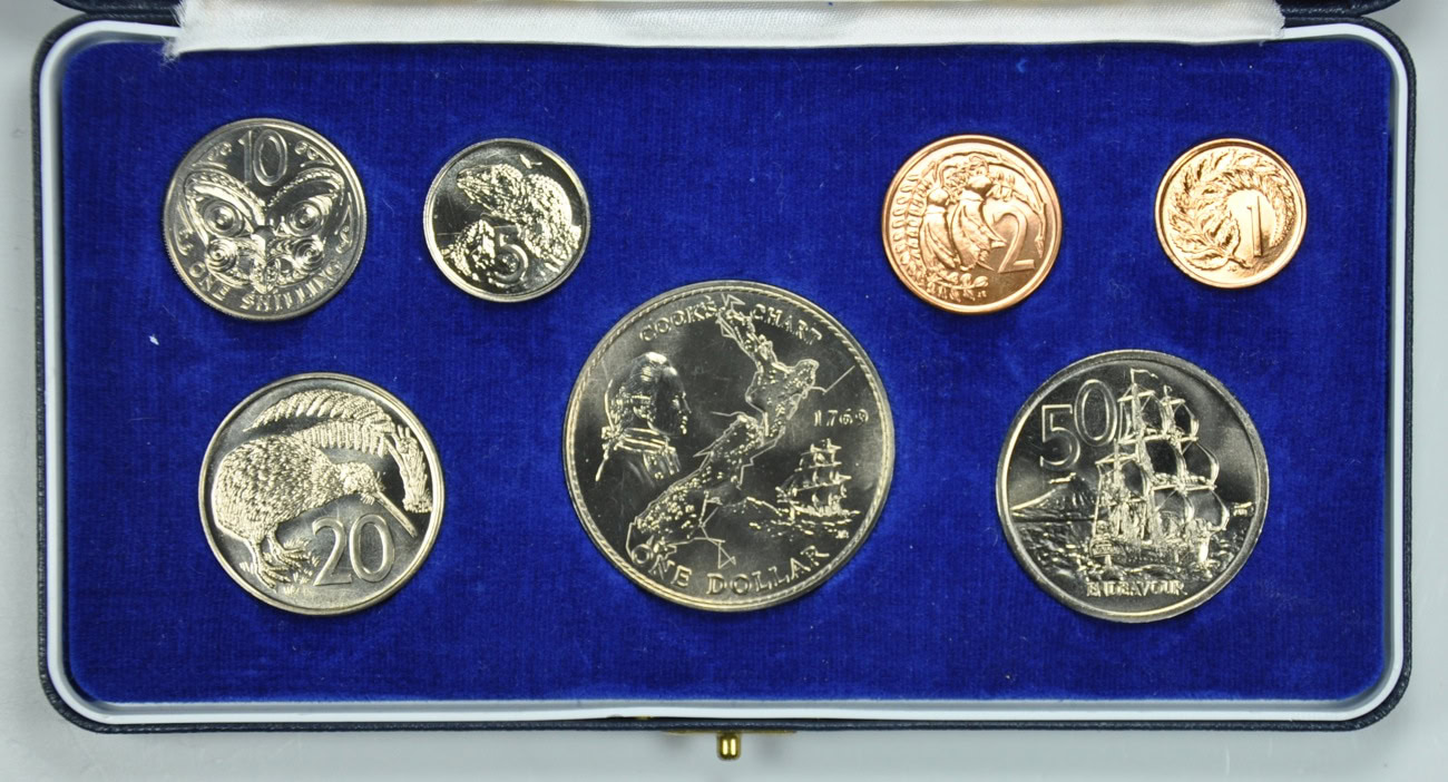 New Zealand 1969 Cook Commemorative Coin Issue Set in Blue Case (7