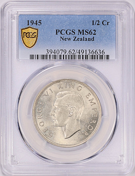 その他 Catalogue of World SilverCrowns1800-1945 New Zealand 1945 Silver 1/2 Crown KM-11 PCGS MS-62 (Item